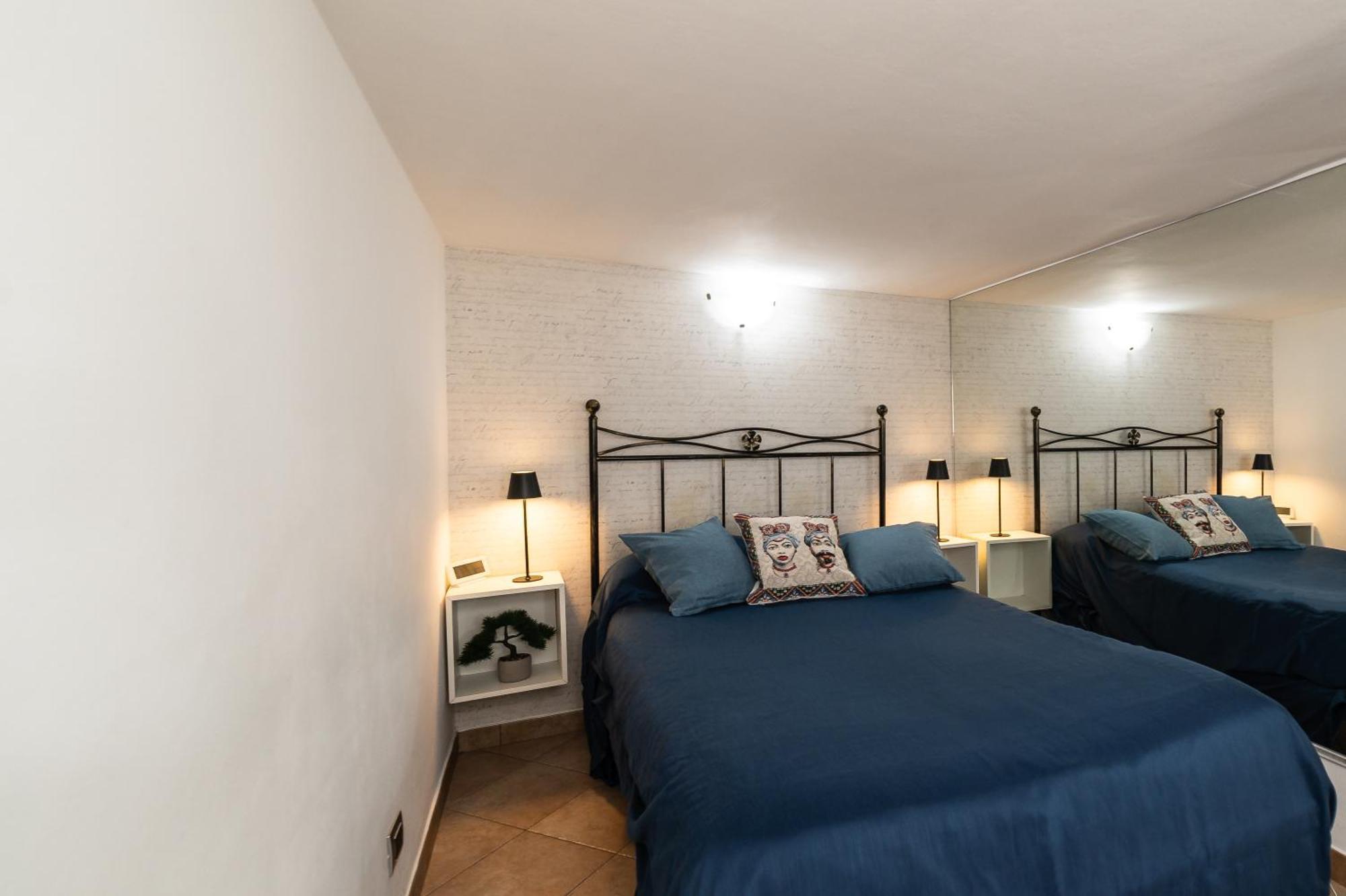 Centro Storico - Enjoy House Catania Villa Exterior photo